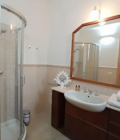 La Rossi With Pool 4 别墅 加利波利