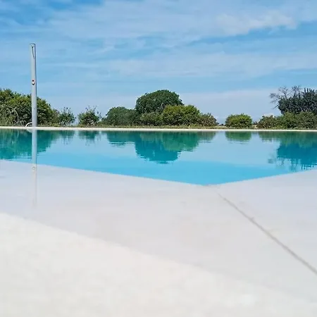 La Rossi With Pool 4 *