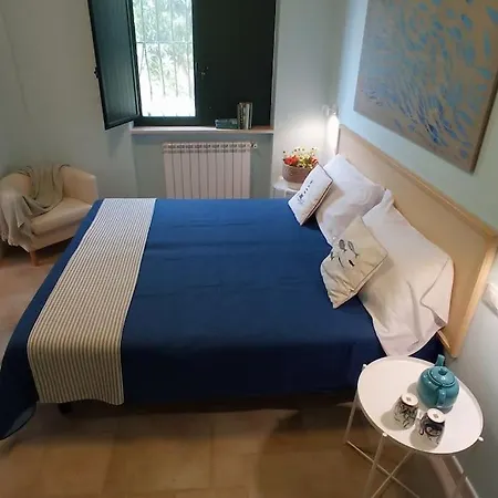 La Rossi With Pool 4 *