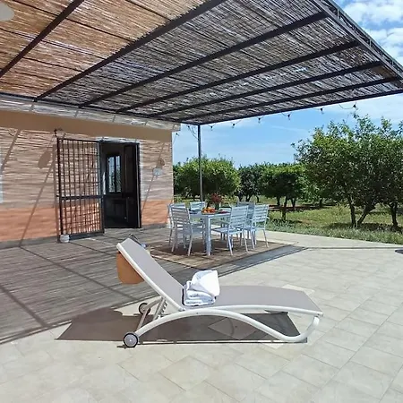Villa La Rossi With Pool 4