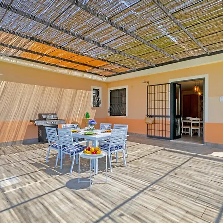 Villa La Rossi With Pool 4